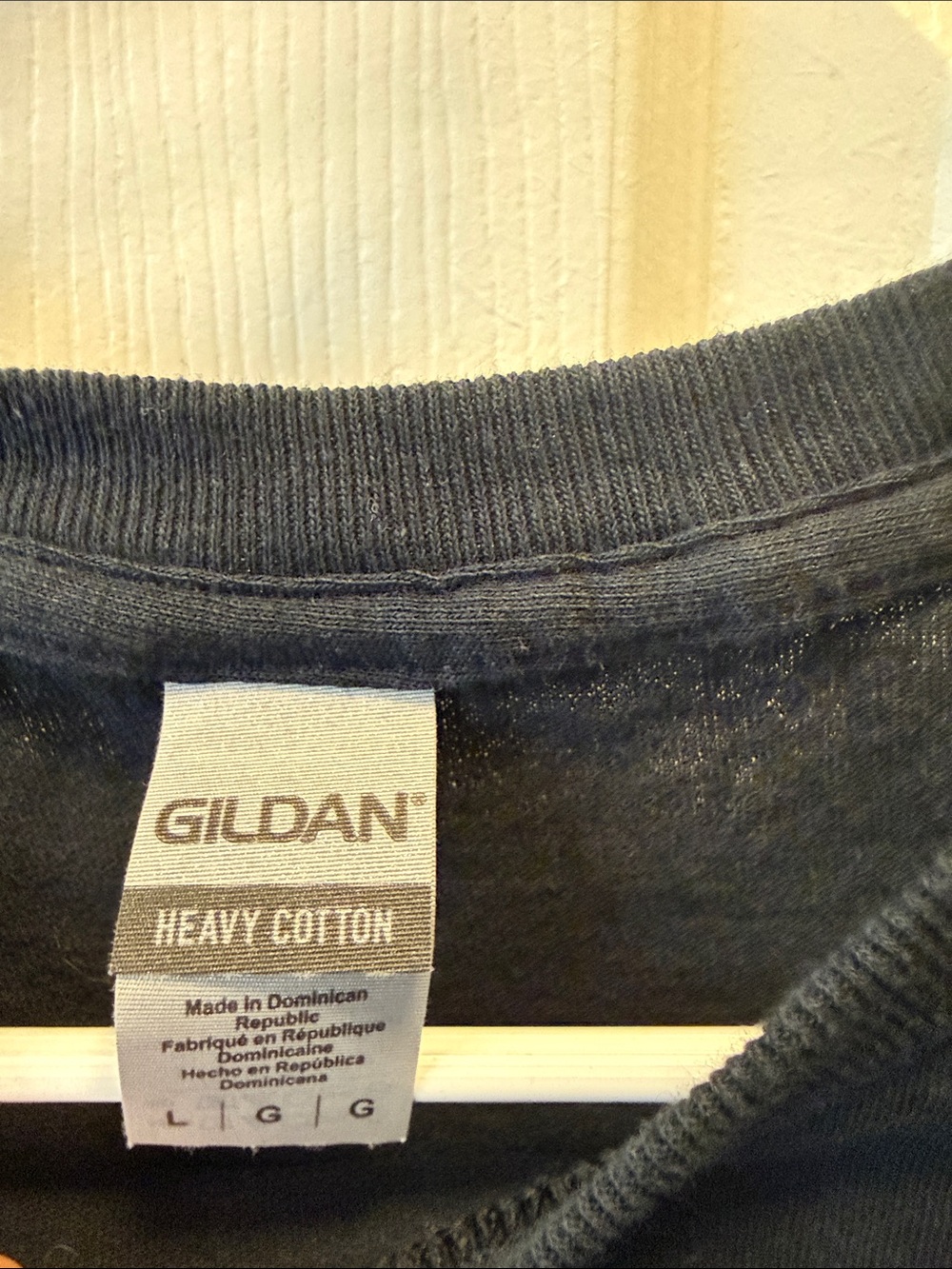 Gildan Black T-Shirt with White Alchemy Bar Enthusiasts Logo - Picture 2 of 3